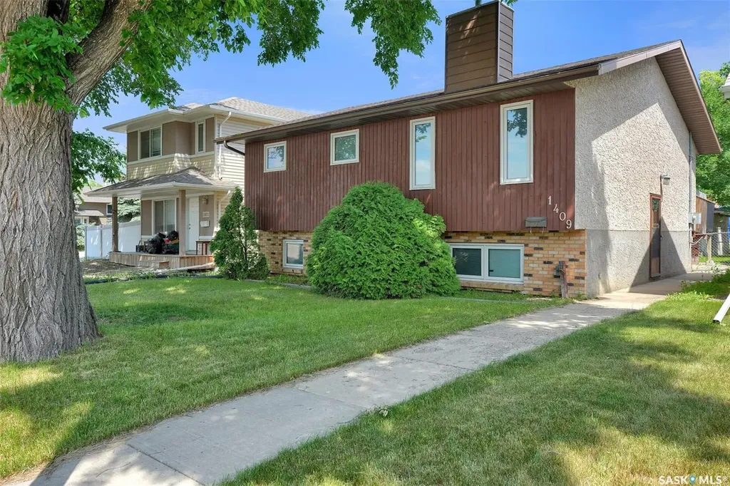 1409 Rothwell Street Regina SK S4N 2B4