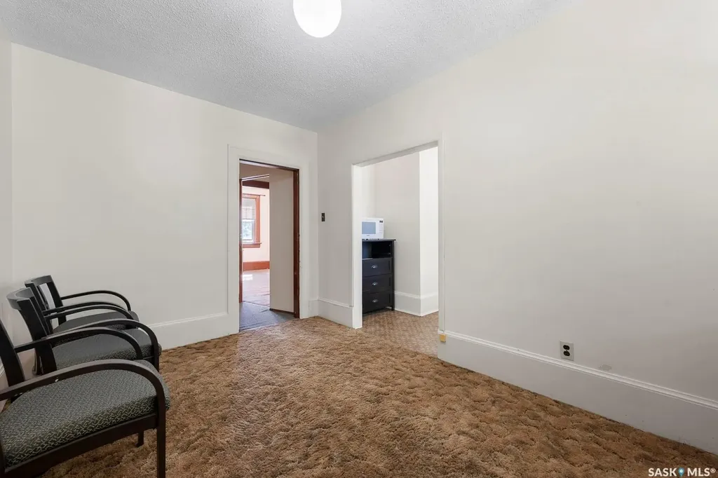 1875 Ottawa Street Regina SK S4P 1P5