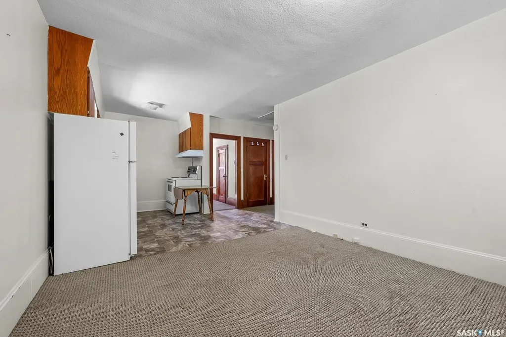 1875 Ottawa Street Regina SK S4P 1P5