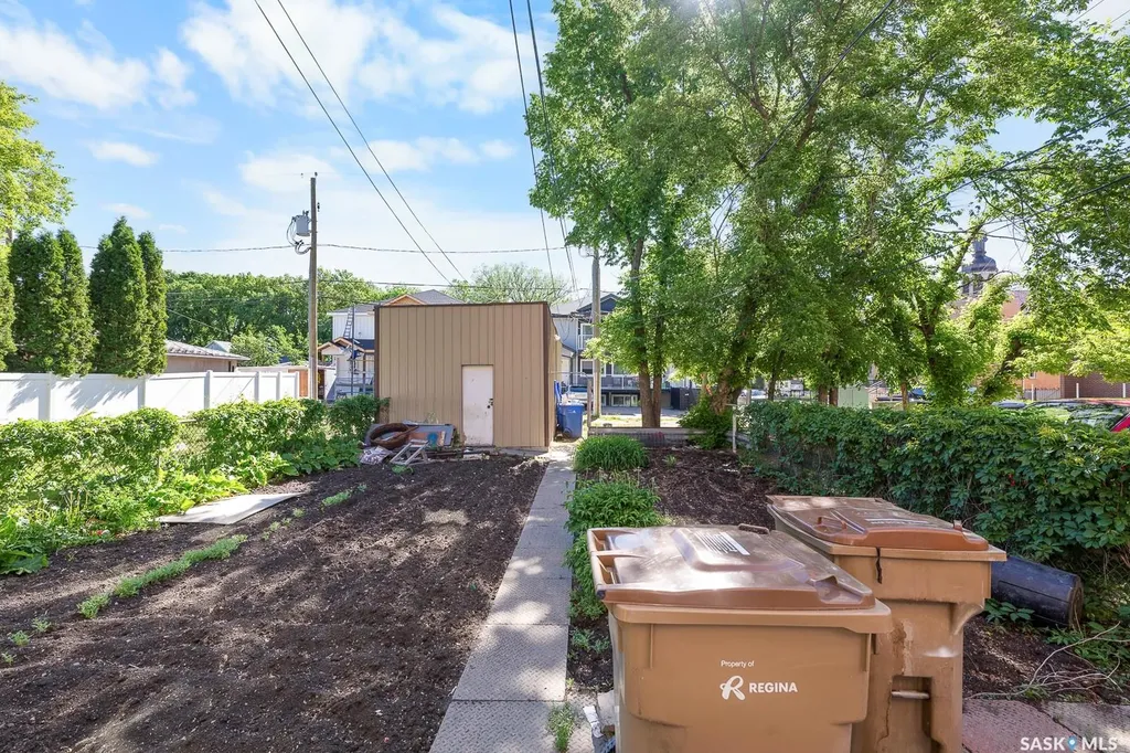 1875 Ottawa Street Regina SK S4P 1P5