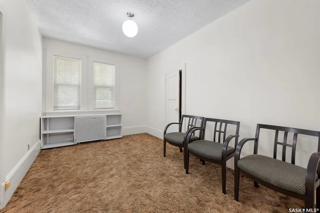 1875 Ottawa Street Regina SK S4P 1P5