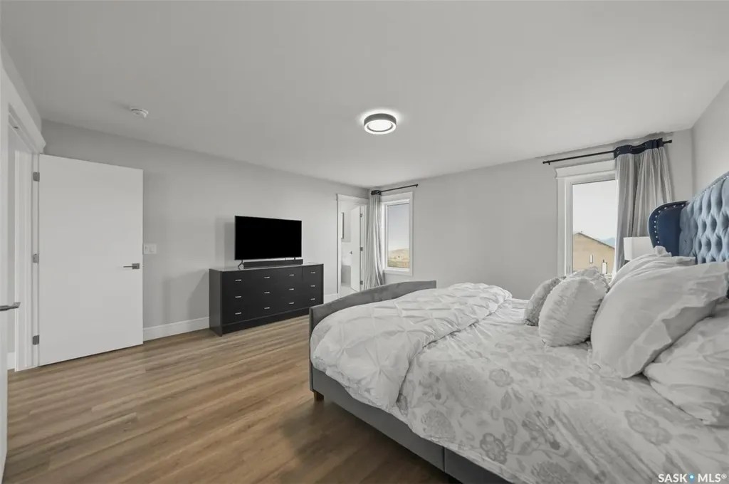 119 Woolf Bend Saskatoon SK S7W 1E6