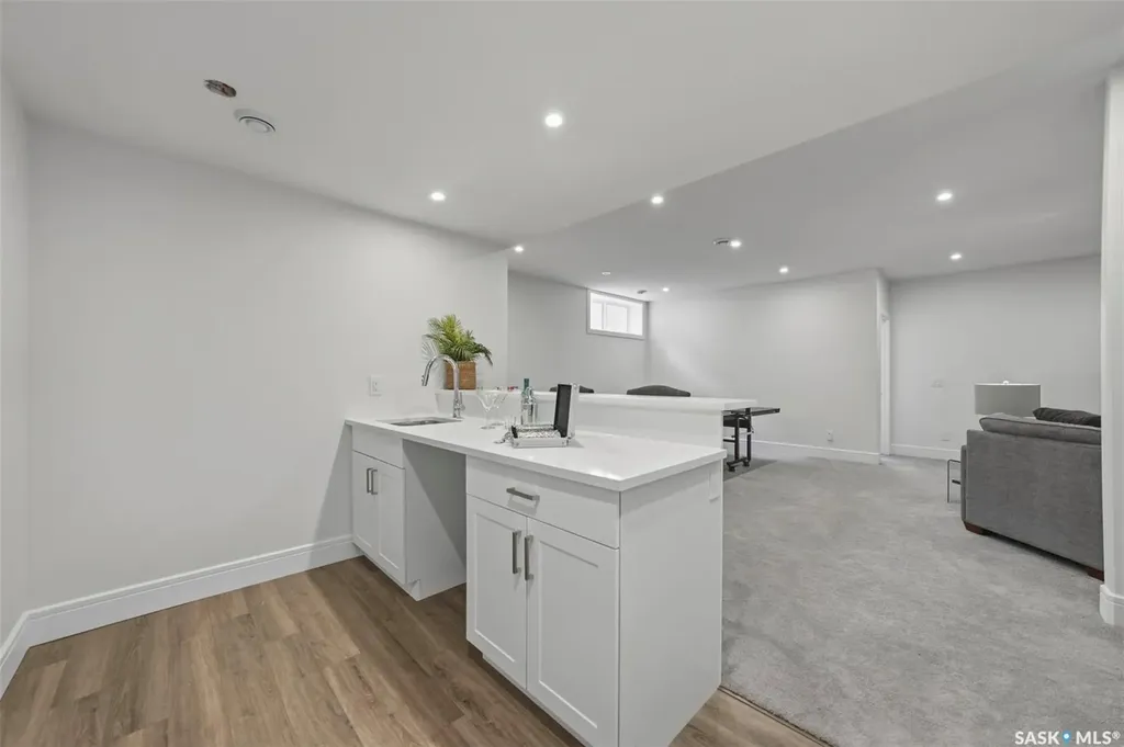 119 Woolf Bend Saskatoon SK S7W 1E6