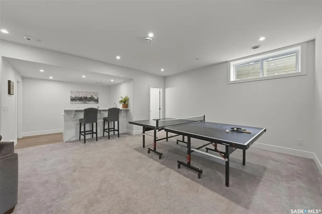 119 Woolf Bend Saskatoon SK S7W 1E6