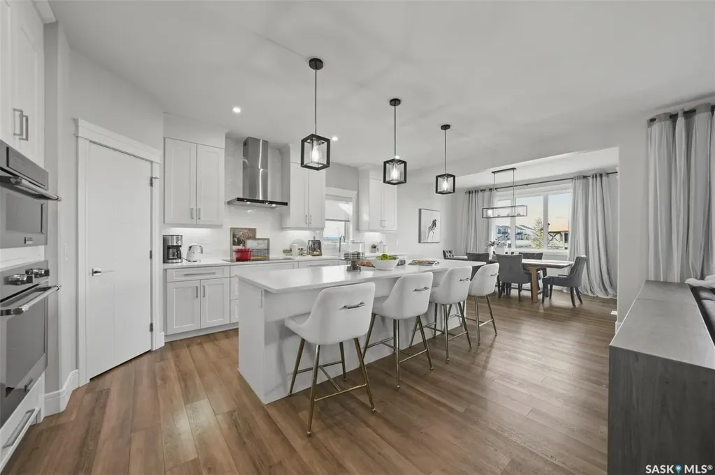 119 Woolf Bend Saskatoon SK S7W 1E6