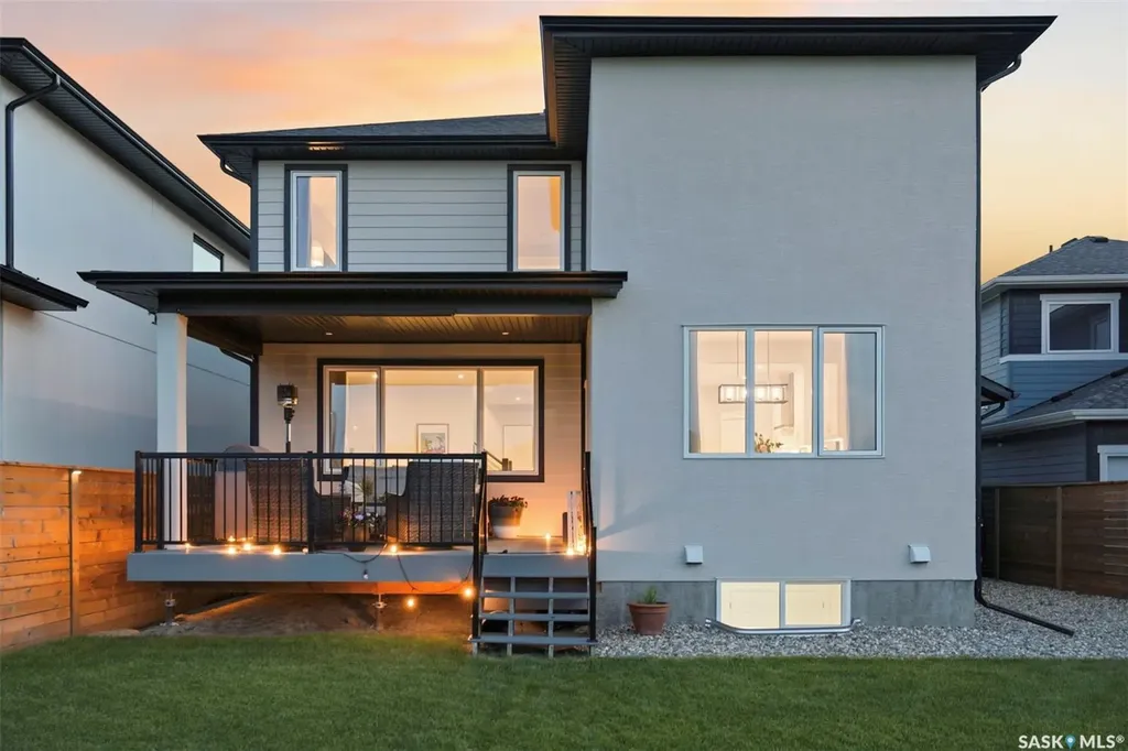 119 Woolf Bend Saskatoon SK S7W 1E6