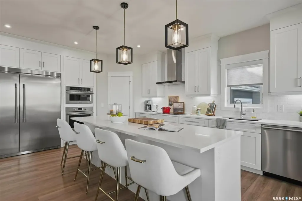 119 Woolf Bend Saskatoon SK S7W 1E6