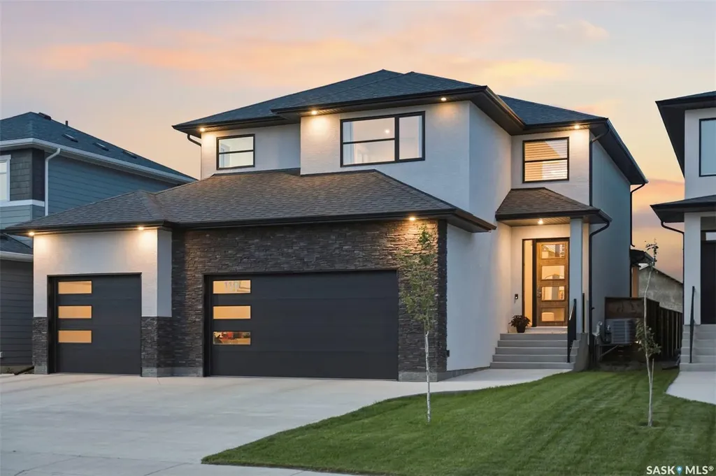 119 Woolf Bend Saskatoon SK S7W 1E6