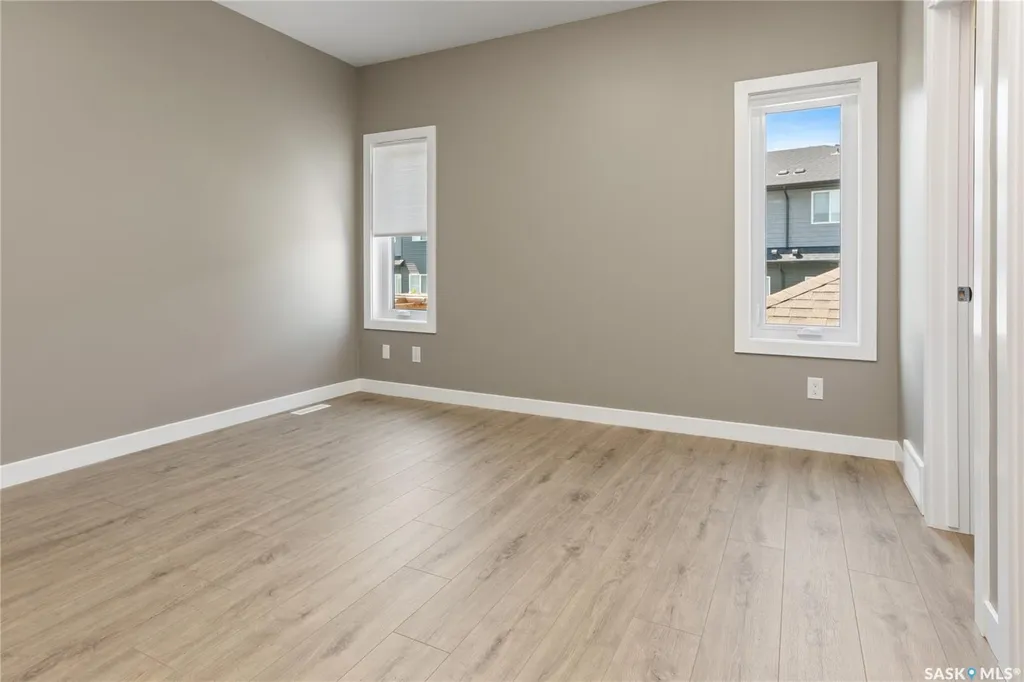 622 Glacial Shores Way Saskatoon SK S7W 0R5