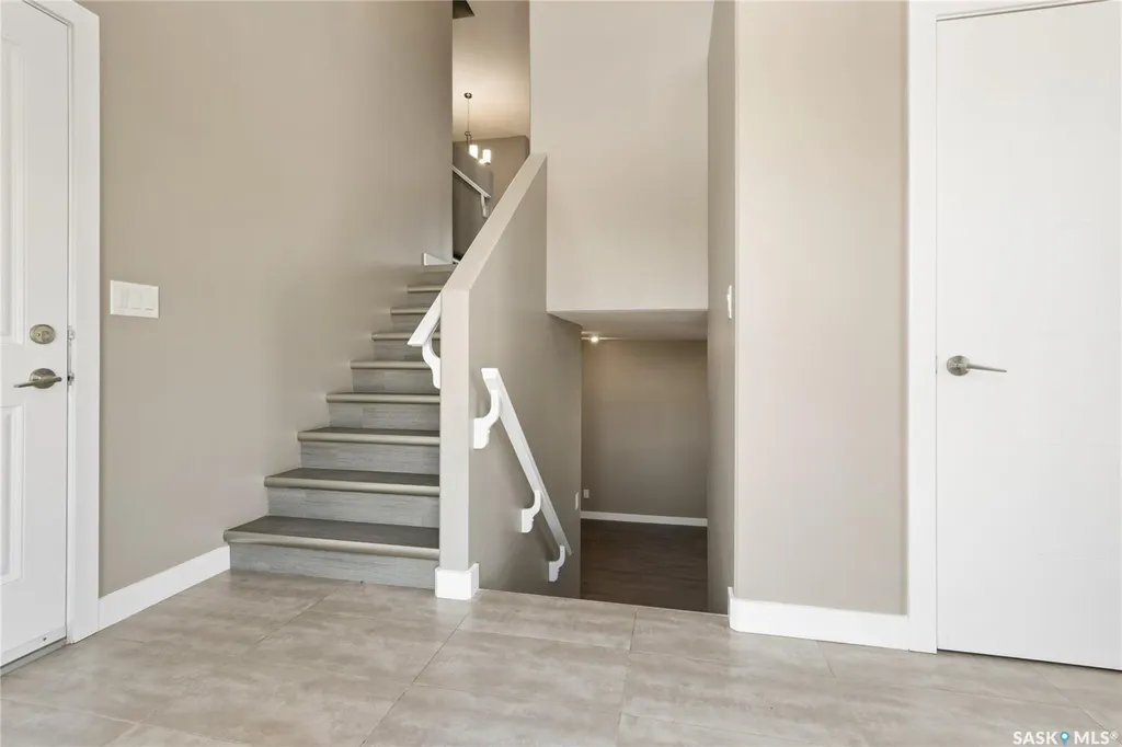 622 Glacial Shores Way Saskatoon SK S7W 0R5