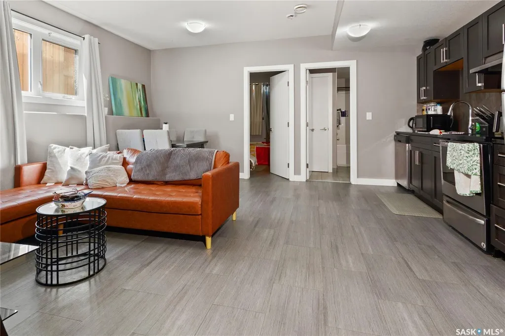 622 Glacial Shores Way Saskatoon SK S7W 0R5