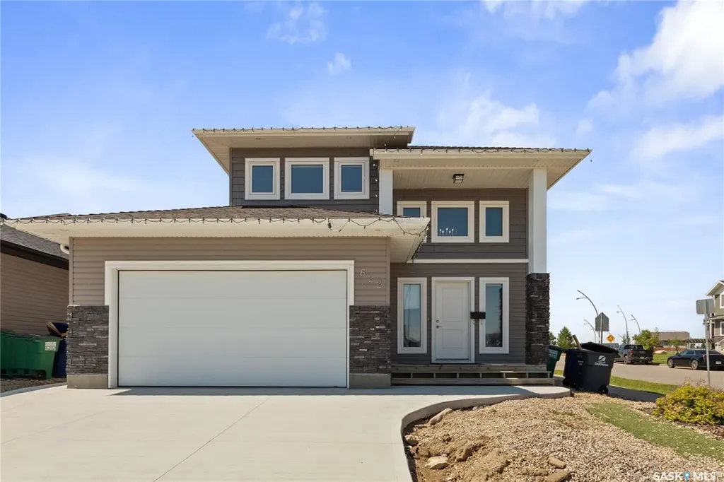 622 Glacial Shores Way Saskatoon SK S7W 0R5