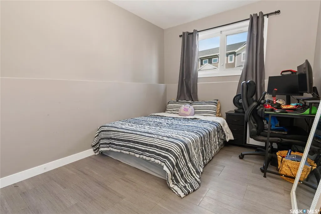 622 Glacial Shores Way Saskatoon SK S7W 0R5