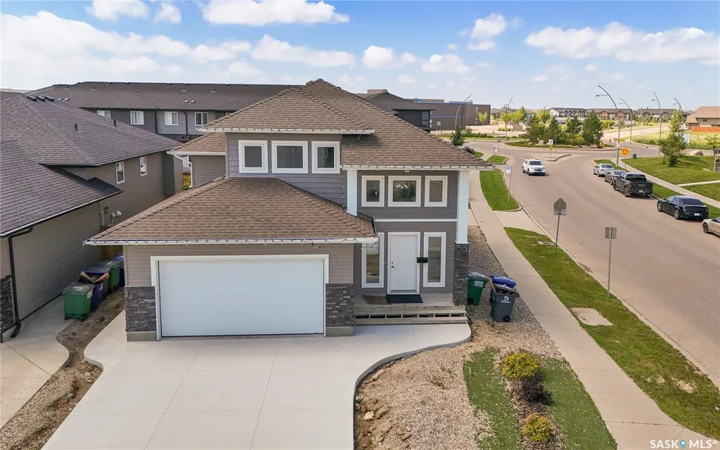 622 Glacial Shores Way Saskatoon SK S7W 0R5