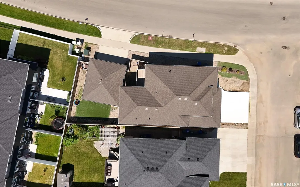 622 Glacial Shores Way Saskatoon SK S7W 0R5