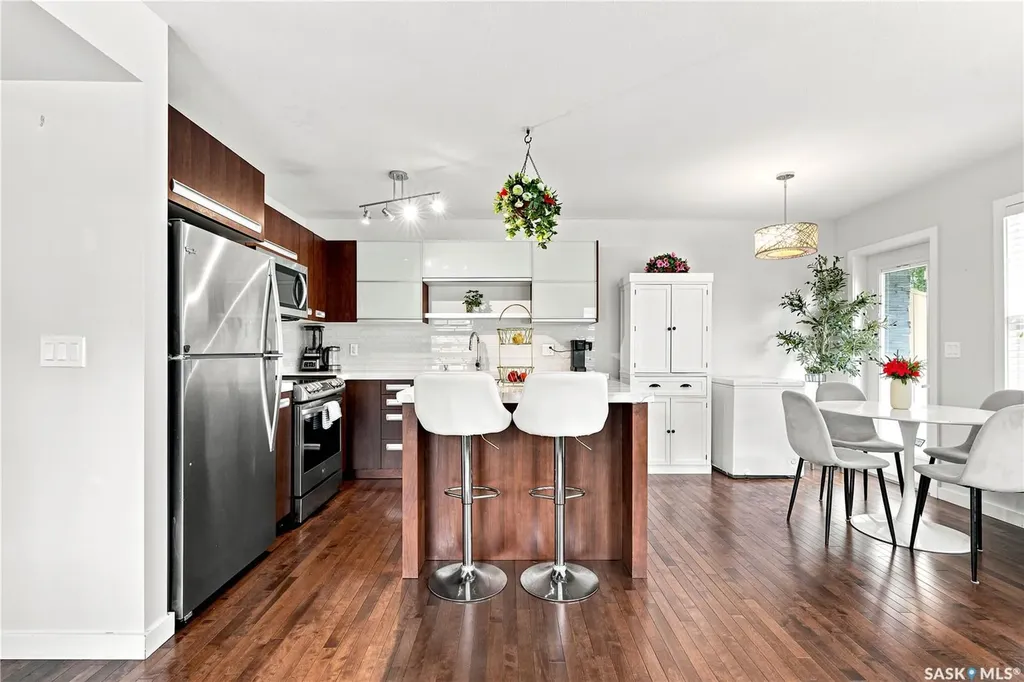 1303 Paton Crescent Saskatoon SK S7W 0P6