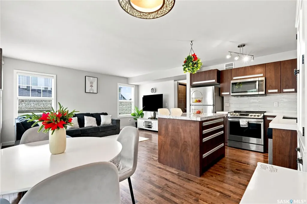 1303 Paton Crescent Saskatoon SK S7W 0P6