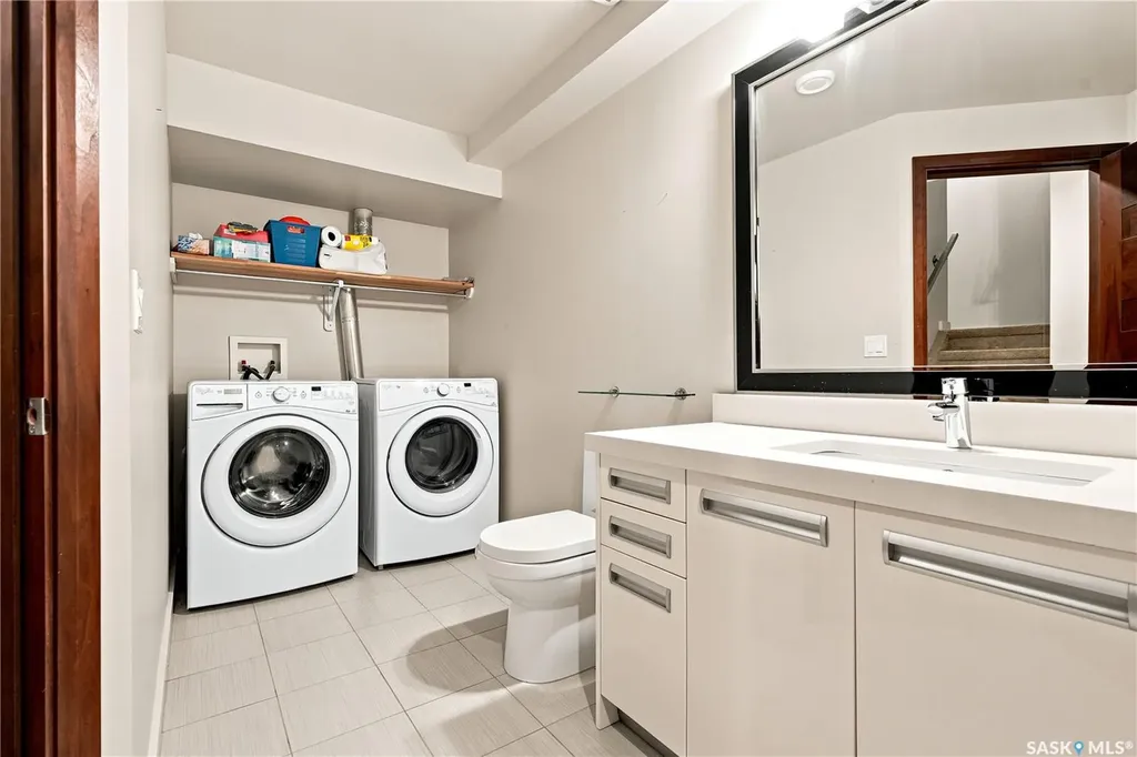 1303 Paton Crescent Saskatoon SK S7W 0P6