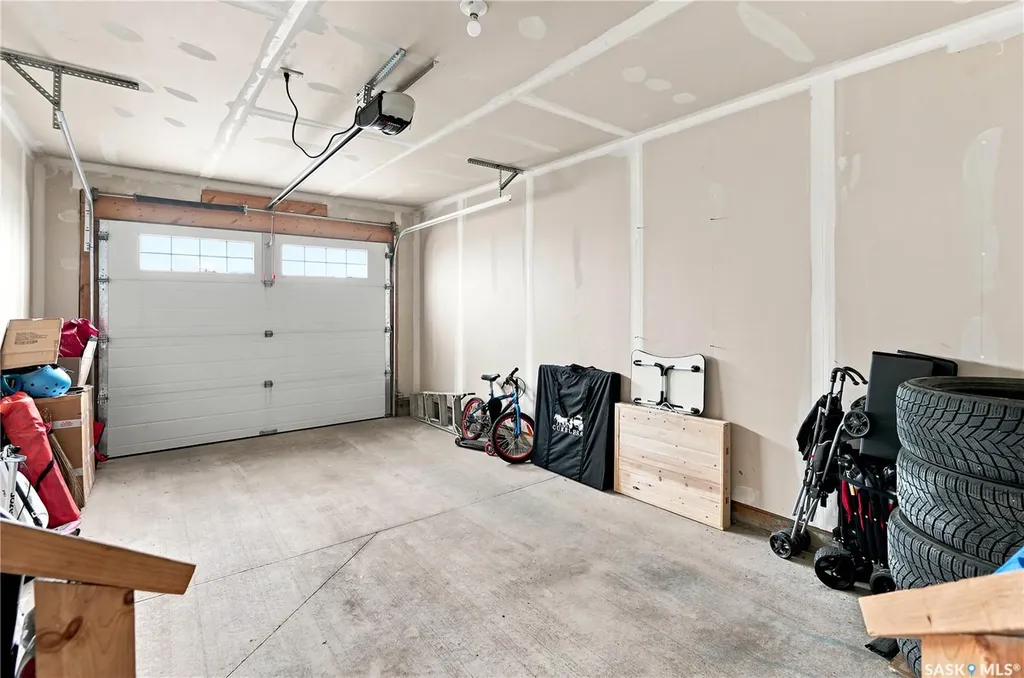 1303 Paton Crescent Saskatoon SK S7W 0P6