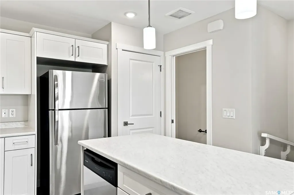 315 Dickson Crescent Saskatoon SK S7T 0Z1