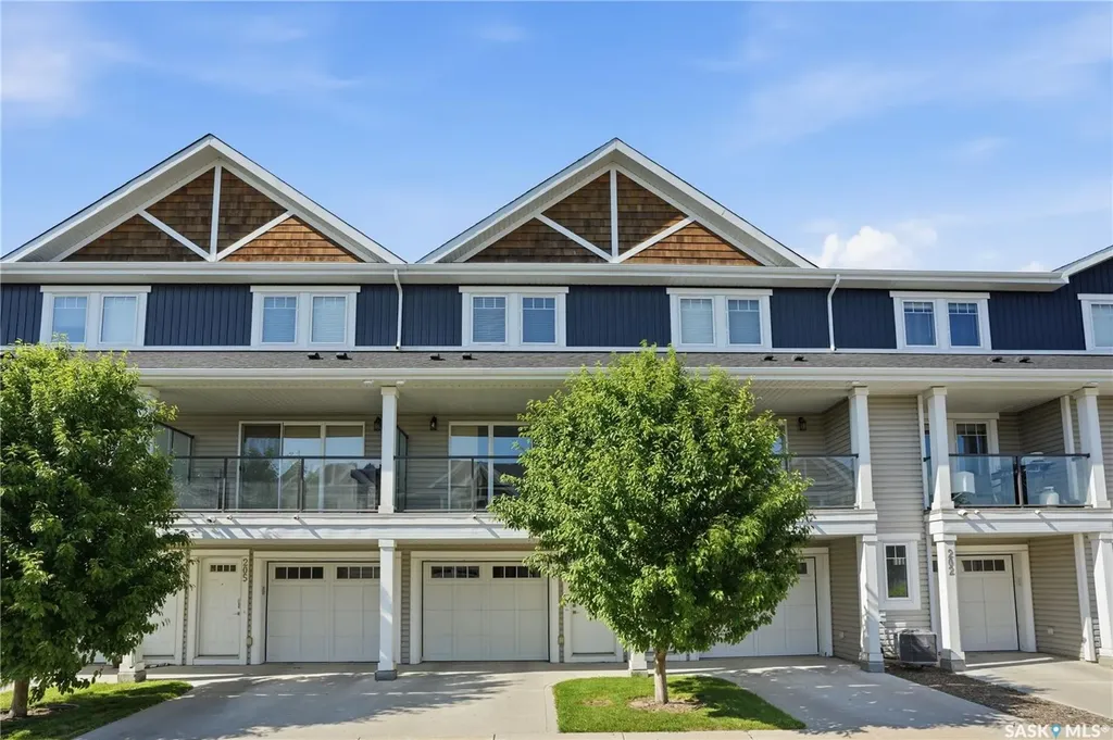 315 Dickson Crescent Saskatoon SK S7T 0Z1
