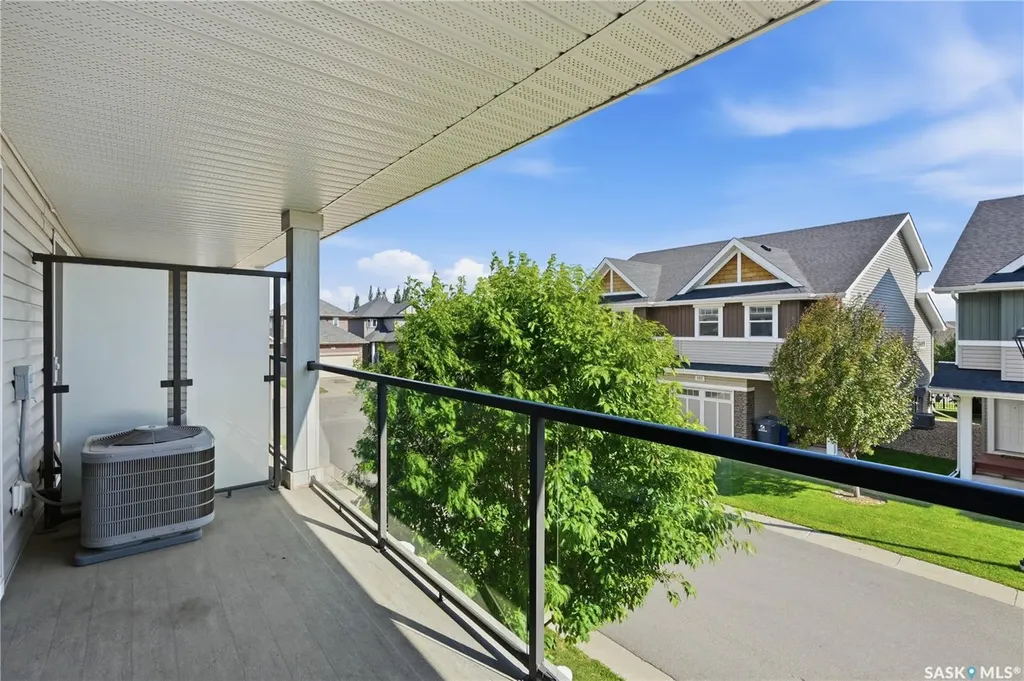 315 Dickson Crescent Saskatoon SK S7T 0Z1