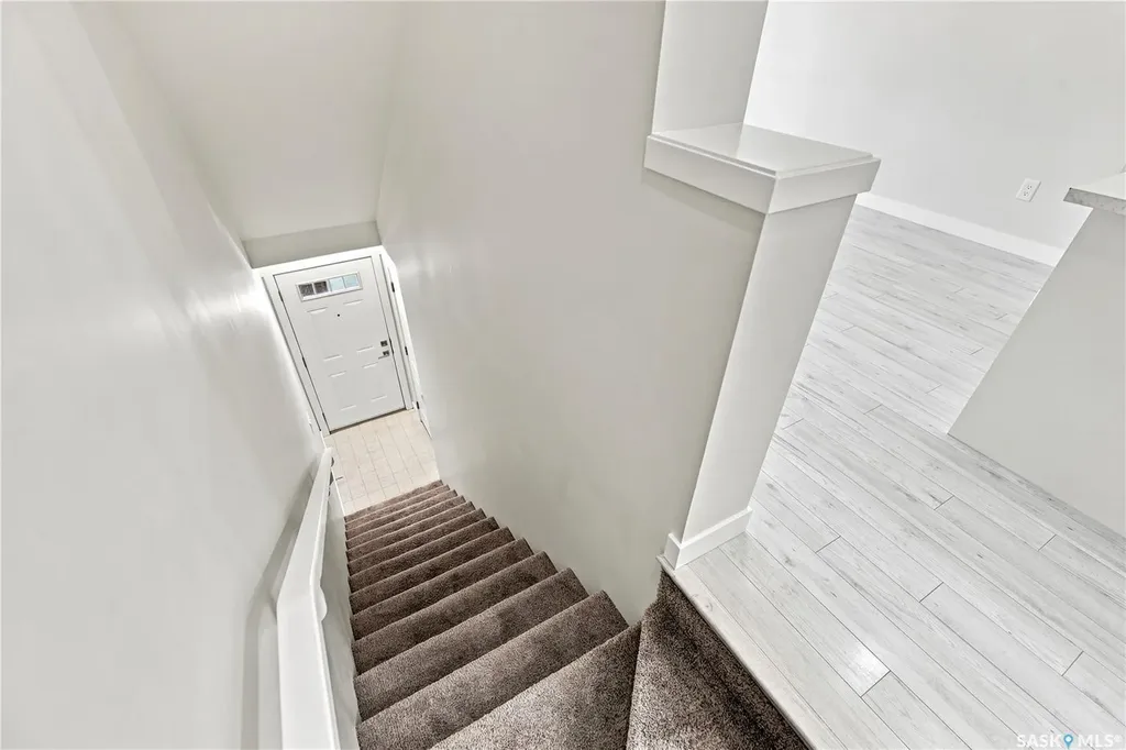 315 Dickson Crescent Saskatoon SK S7T 0Z1