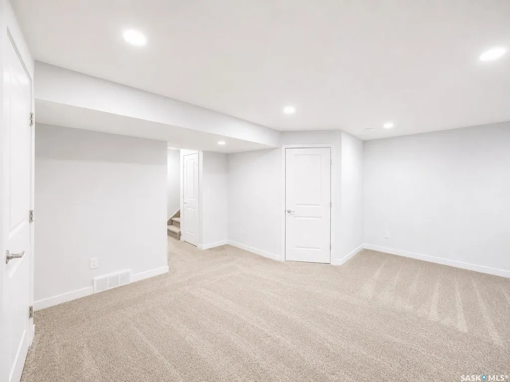 455 Rempel Lane Saskatoon SK S7T 0R9