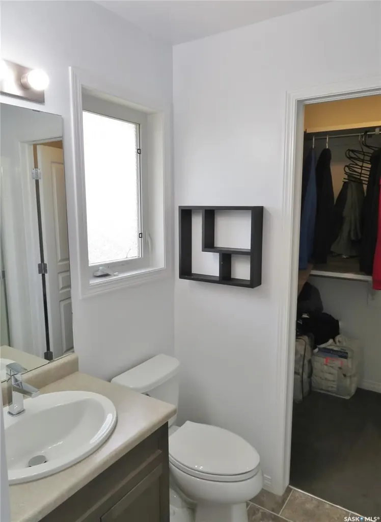 1214 Rempel Crescent Saskatoon SK S7T 0M2