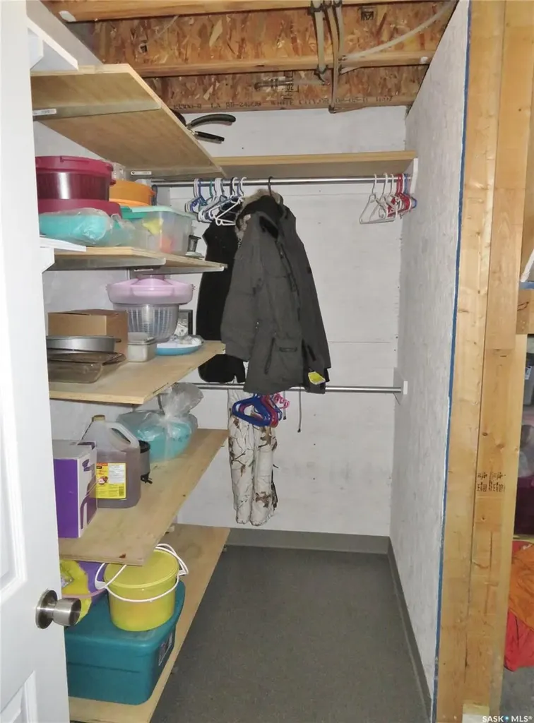 1214 Rempel Crescent Saskatoon SK S7T 0M2