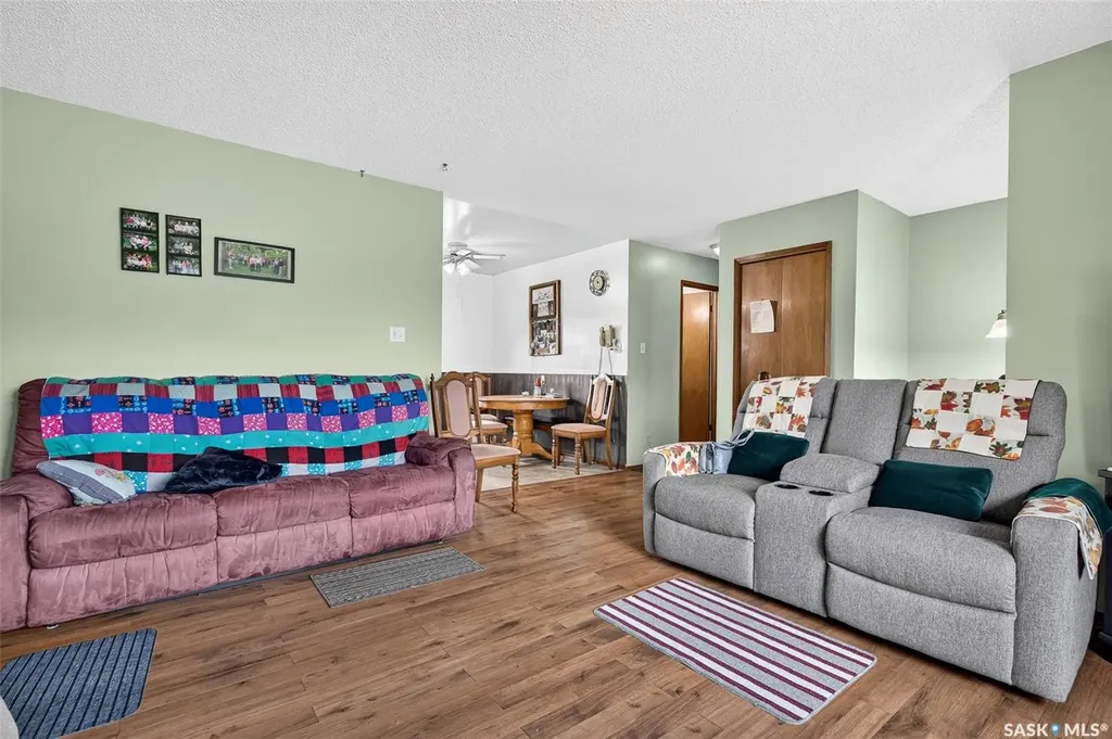 1507 Caribou Street W Moose Jaw SK S6H 7N5