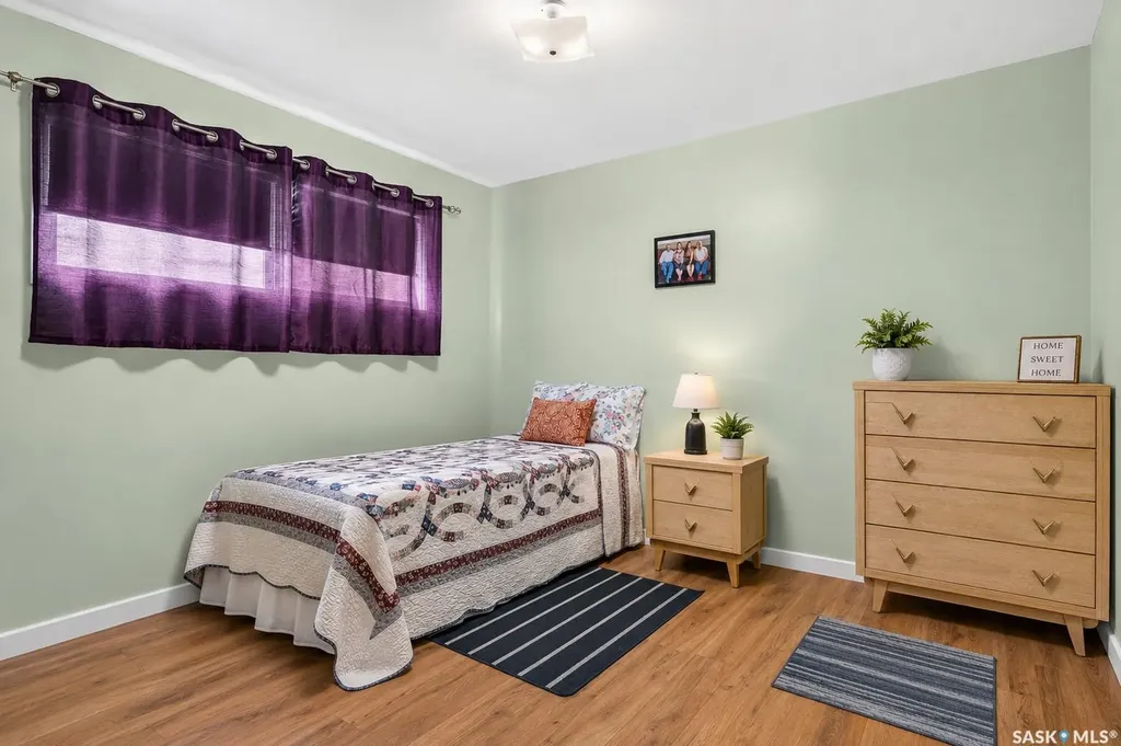 1507 Caribou Street W Moose Jaw SK S6H 7N5