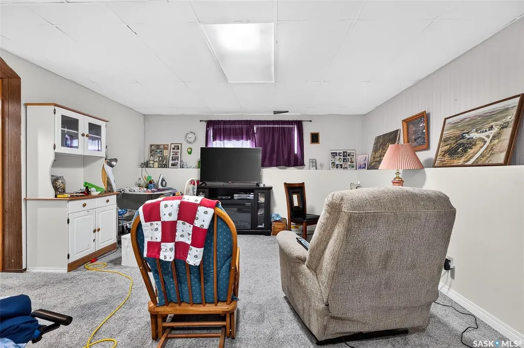 1507 Caribou Street W Moose Jaw SK S6H 7N5