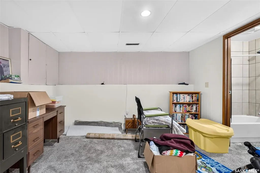 1507 Caribou Street W Moose Jaw SK S6H 7N5