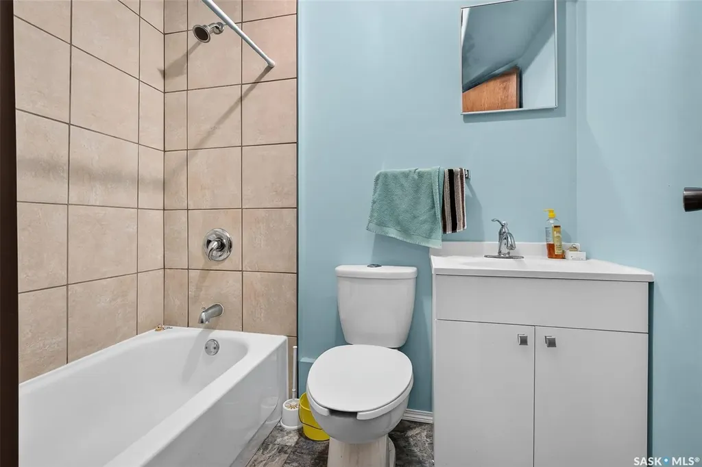 1507 Caribou Street W Moose Jaw SK S6H 7N5