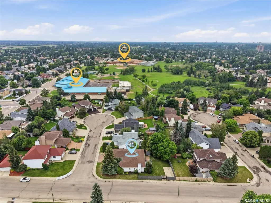 539 Emmeline Key Saskatoon SK S7J 5G8