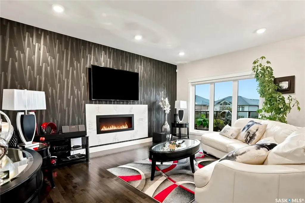 231 Fleming Crescent Saskatoon SK S7W 1B4