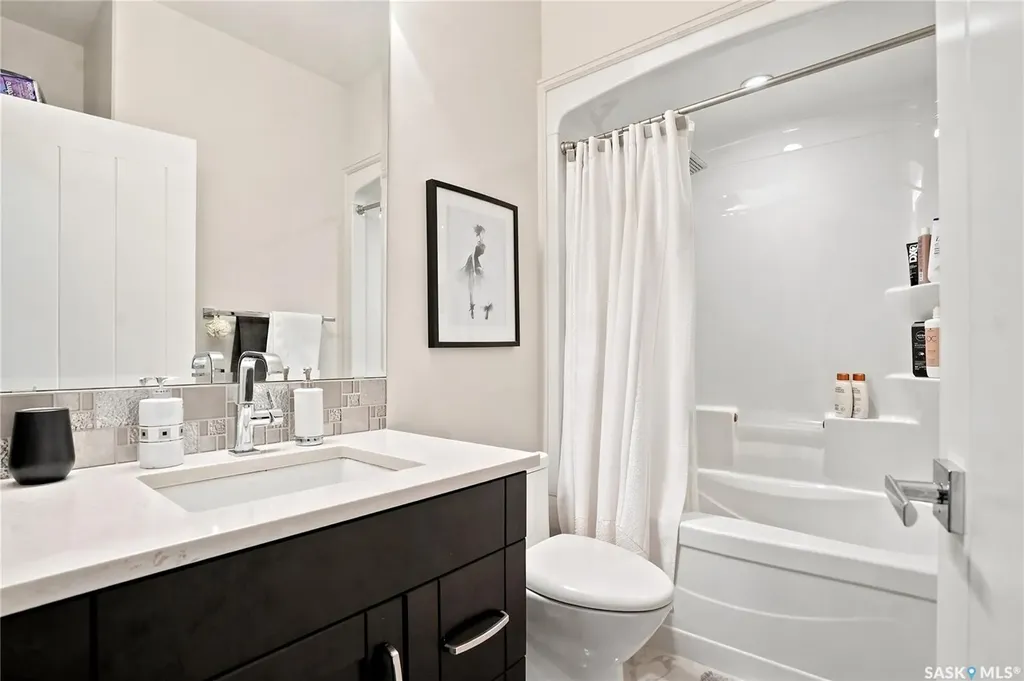 231 Fleming Crescent Saskatoon SK S7W 1B4