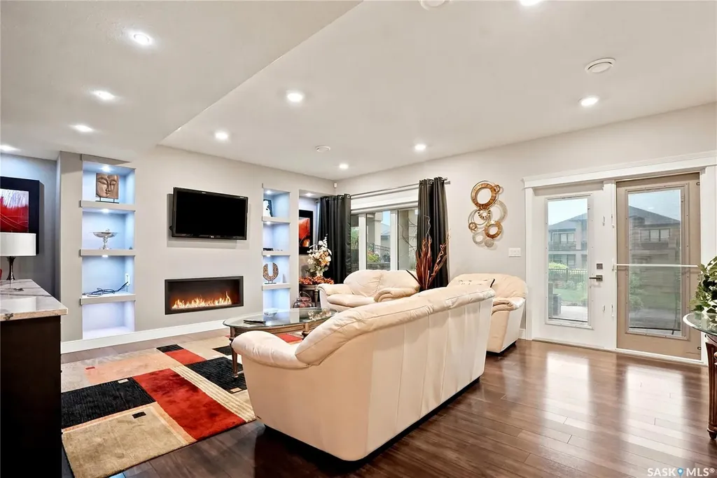 231 Fleming Crescent Saskatoon SK S7W 1B4