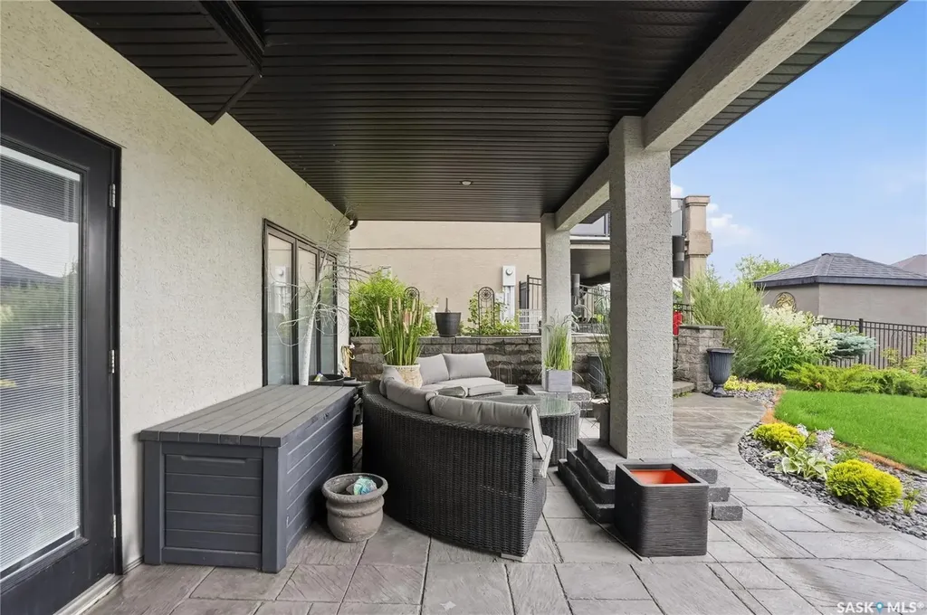 231 Fleming Crescent Saskatoon SK S7W 1B4