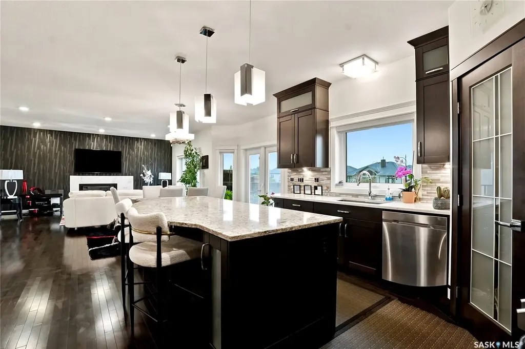 231 Fleming Crescent Saskatoon SK S7W 1B4