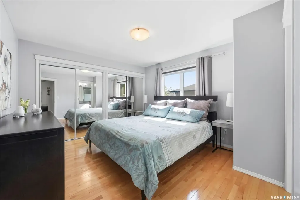 418 Bayfield Crescent Saskatoon SK S7V 1E6