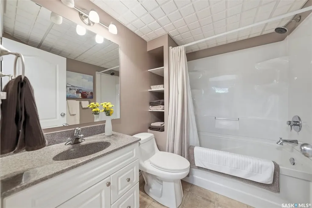 418 Bayfield Crescent Saskatoon SK S7V 1E6