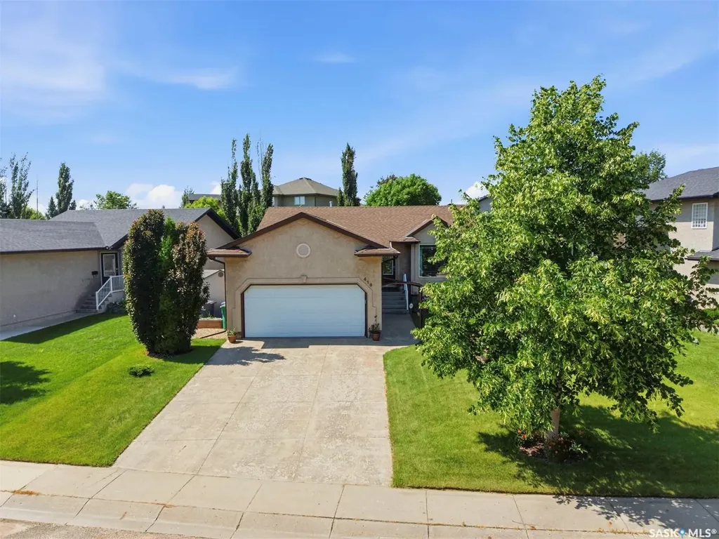 418 Bayfield Crescent Saskatoon SK S7V 1E6