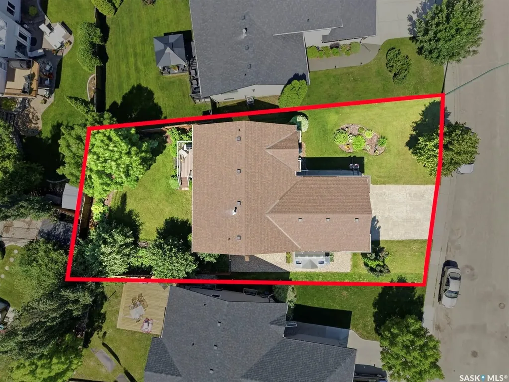 418 Bayfield Crescent Saskatoon SK S7V 1E6