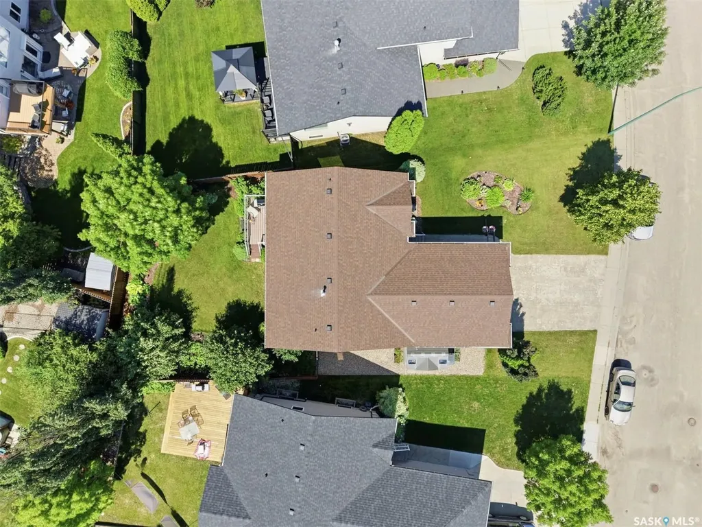 418 Bayfield Crescent Saskatoon SK S7V 1E6