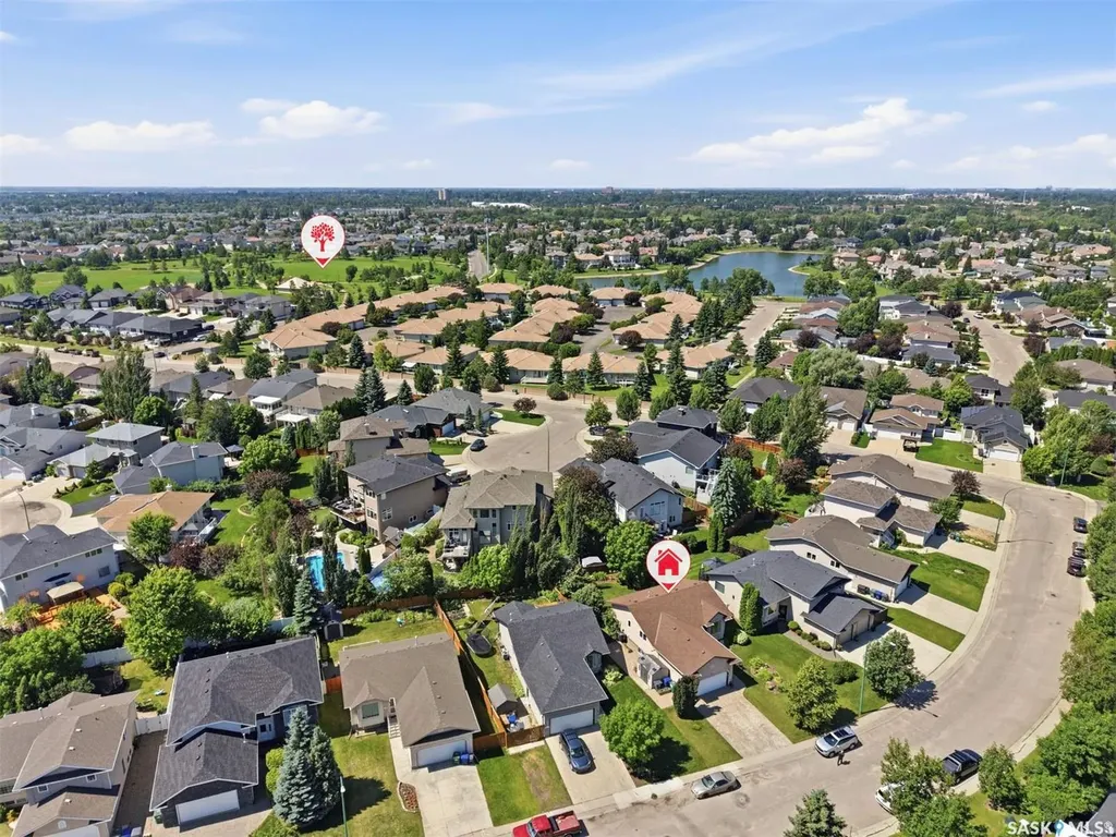 418 Bayfield Crescent Saskatoon SK S7V 1E6