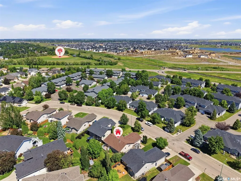418 Bayfield Crescent Saskatoon SK S7V 1E6
