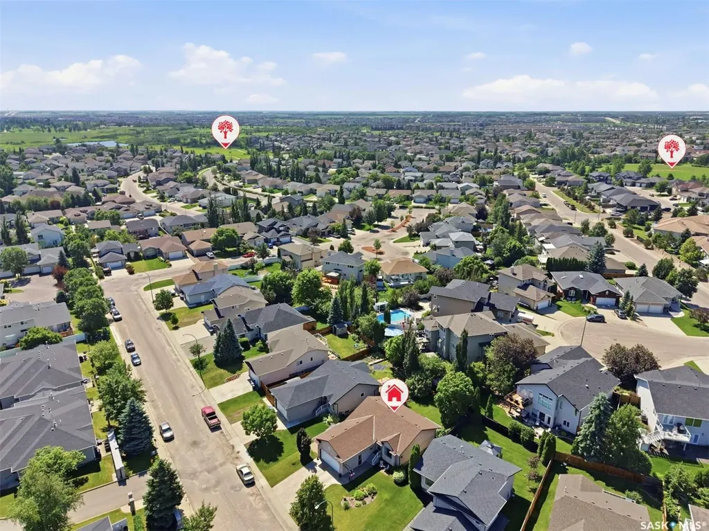 418 Bayfield Crescent Saskatoon SK S7V 1E6