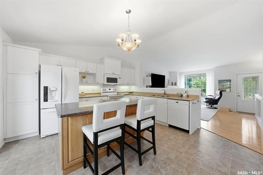418 Bayfield Crescent Saskatoon SK S7V 1E6